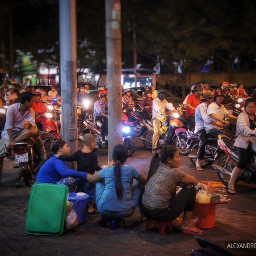 people night nightphotography scooter street